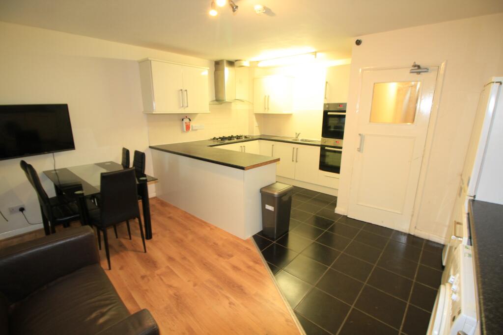 Main image of property: North Sherwood Street, Nottingham, NG1