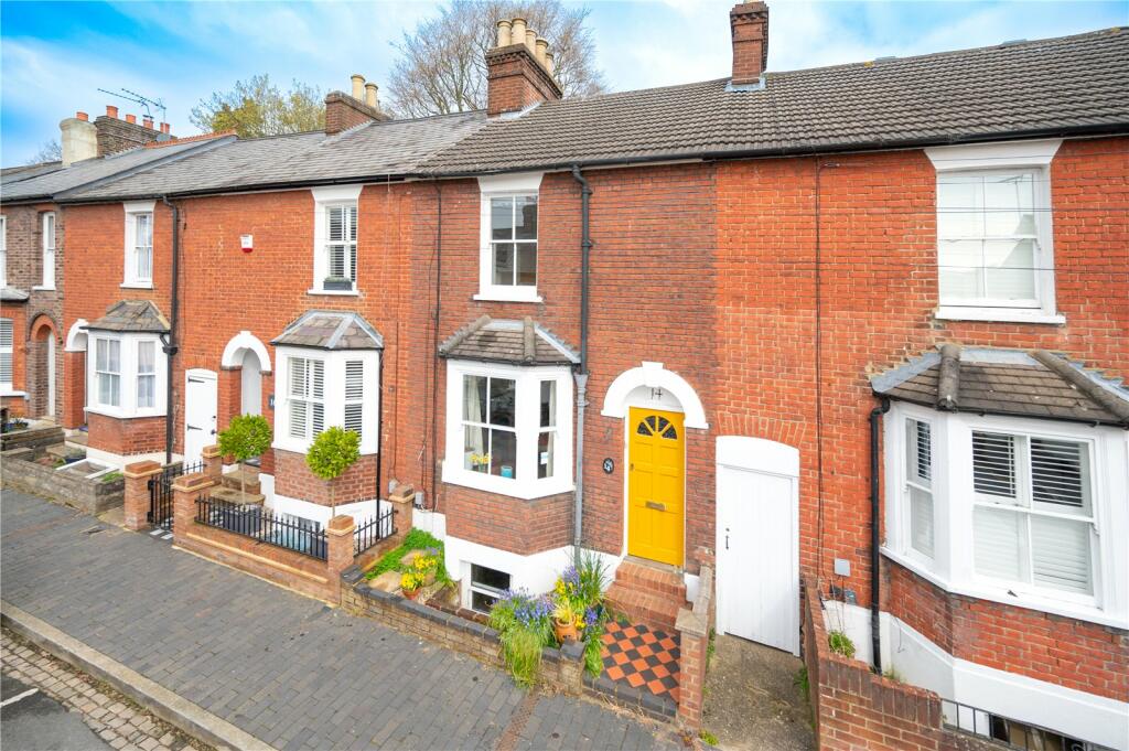 2 bedroom terraced house for sale in Clifton Street, St. Albans, Hertfordshire, AL1