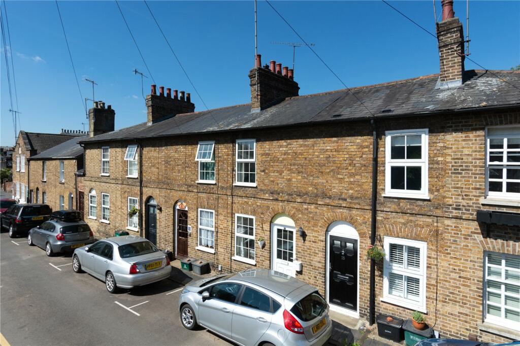 2 bedroom terraced house for sale in Temperance Street, St. Albans