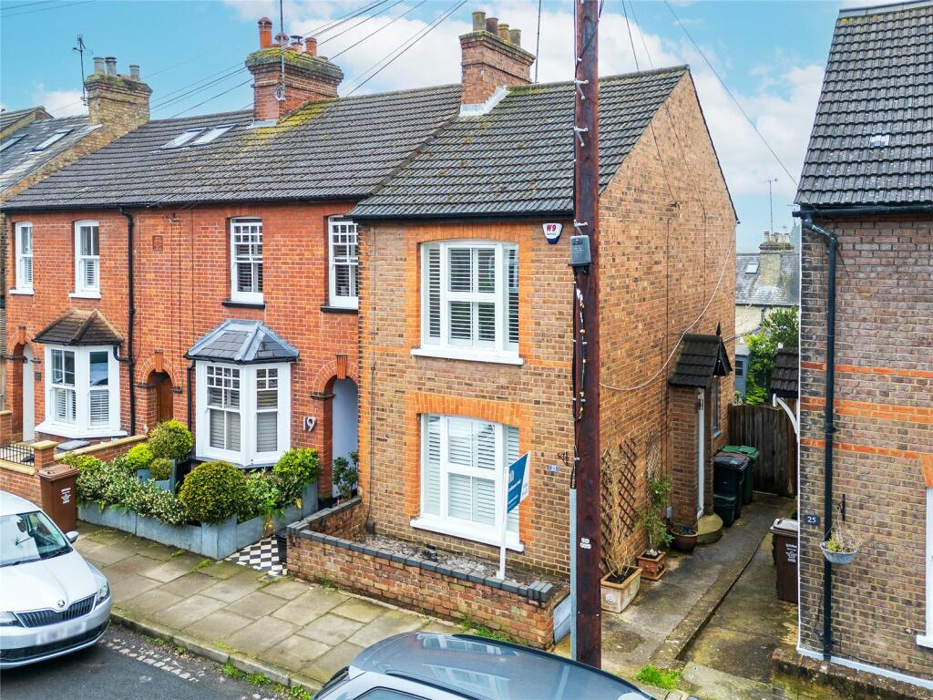 2 bedroom end of terrace house for sale in Cannon Street, St. Albans, Hertfordshire, AL3