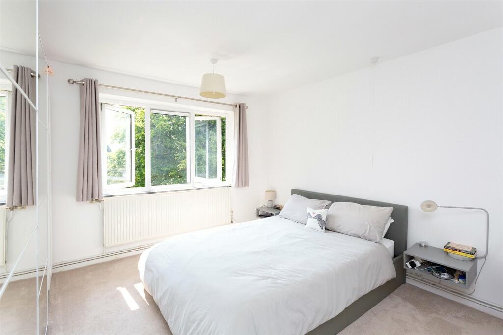 Additional property image - Tudor Road, St. Albans, Hertfordshire