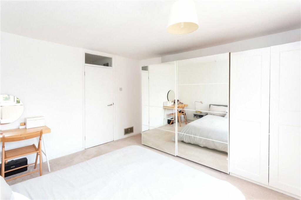 Additional property image - Tudor Road, St. Albans, Hertfordshire