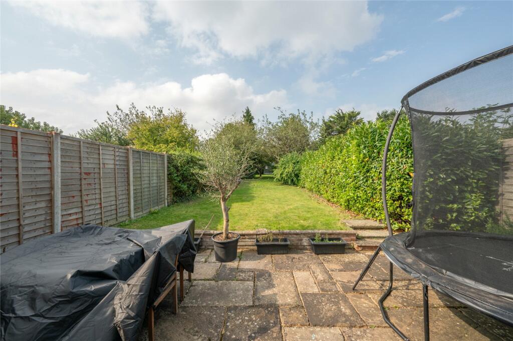 Additional property image - Gurney Court Road, St. Albans, Hertfordshire