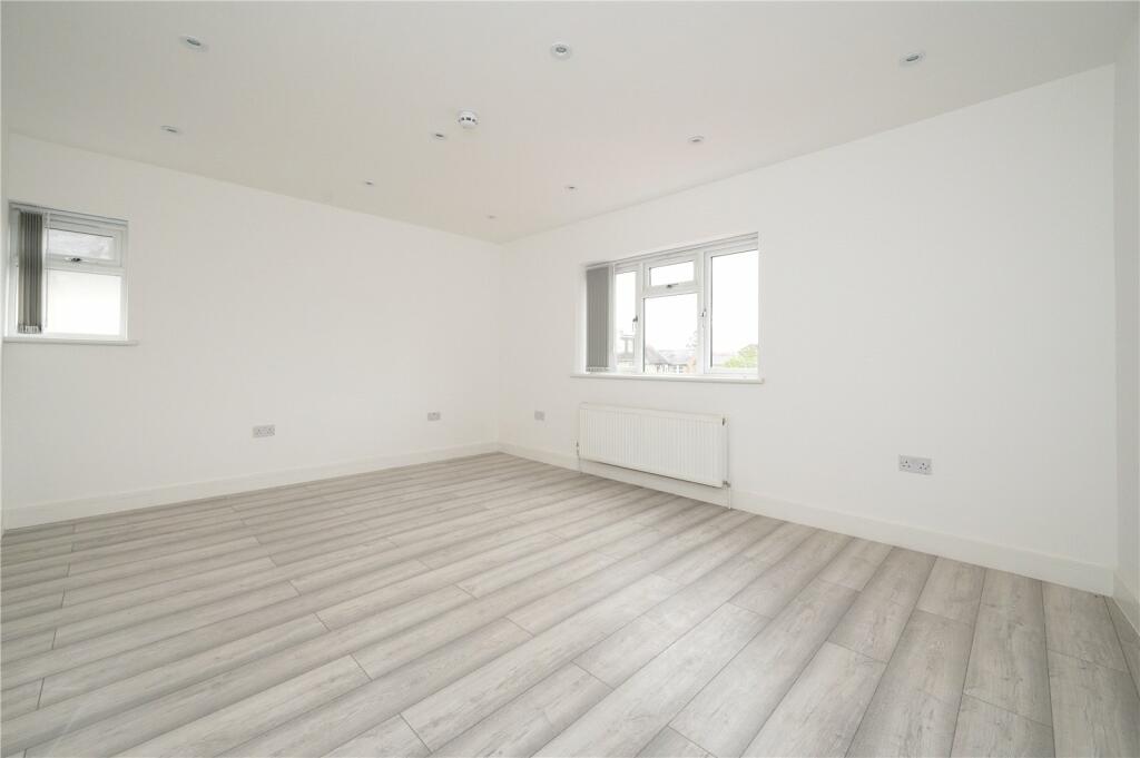 Additional property image - Camp Road, St. Albans, Hertfordshire