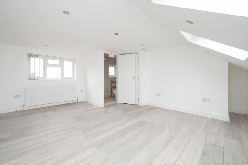 Additional property image - Camp Road, St. Albans, Hertfordshire
