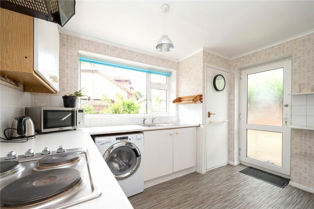 Additional property image - Spooners Drive, Park Street, St. Albans, Hertfordshire