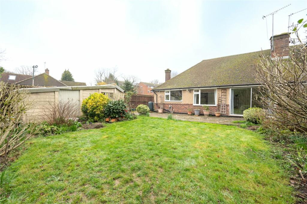 Additional property image - Spooners Drive, Park Street, St. Albans, Hertfordshire