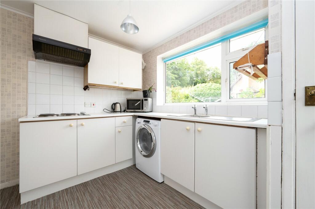 Additional property image - Spooners Drive, Park Street, St. Albans, Hertfordshire