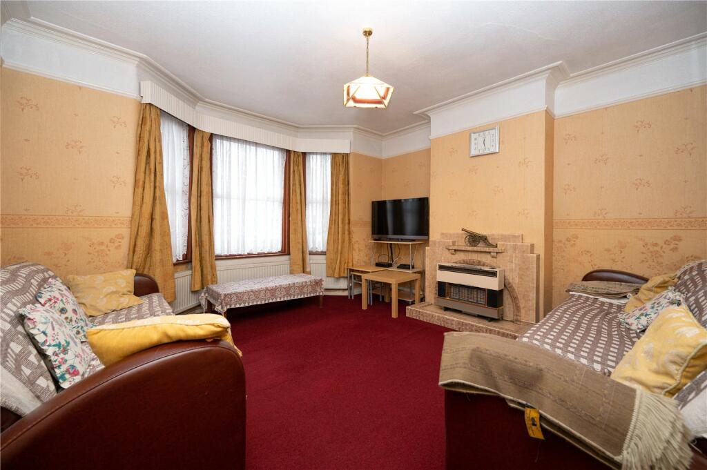 Additional property image - Brampton Road, St. Albans, Hertfordshire