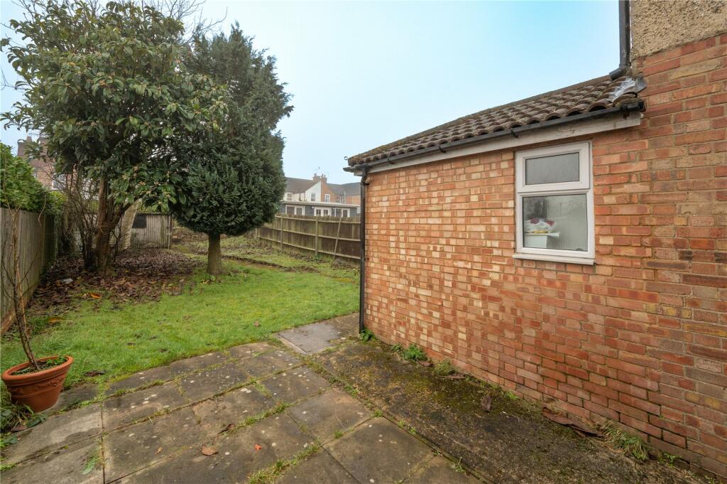 Additional property image - Brampton Road, St. Albans, Hertfordshire