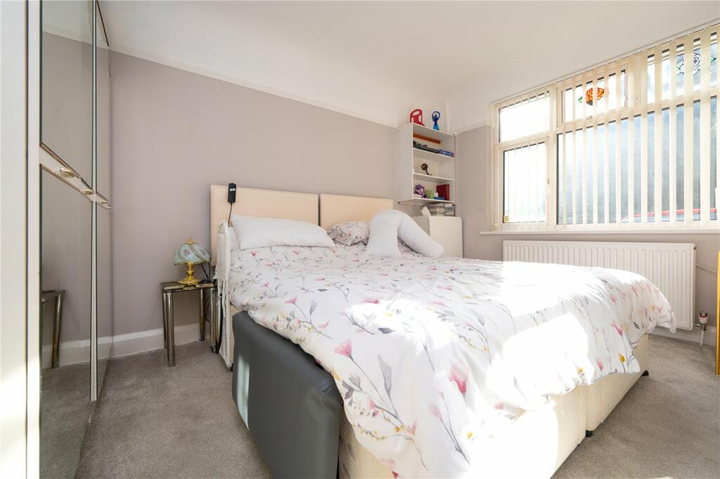 Additional property image - Green Lane, St. Albans, Hertfordshire