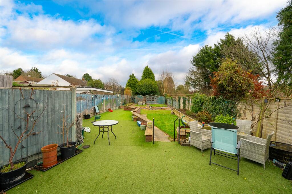 Additional property image - Green Lane, St. Albans, Hertfordshire