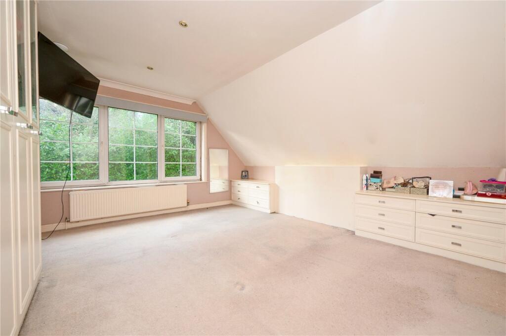 Additional property image - Aspen Close, Bricket Wood, St. Albans, Hertfordshire