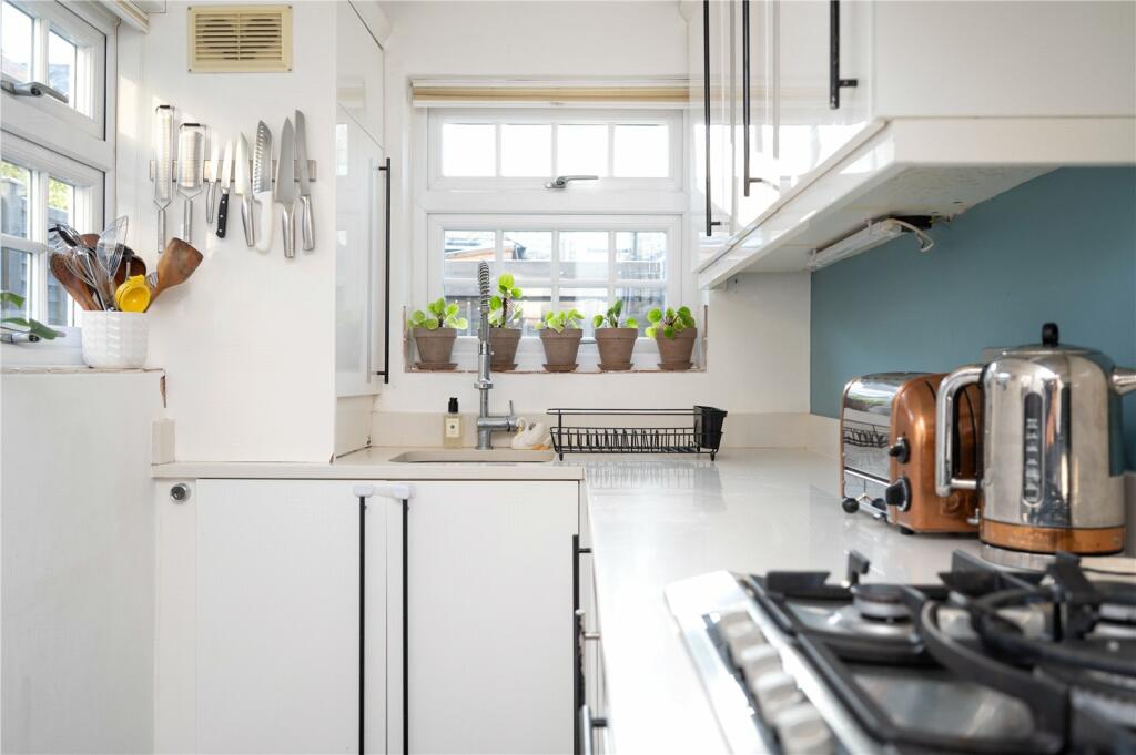 Additional property image - Thornton Street, St Albans, Hertfordshire