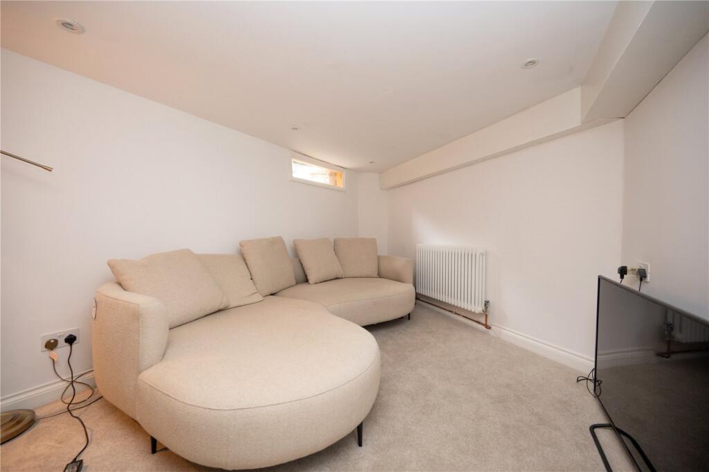 Additional property image - Verulam Road, St. Albans, Hertfordshire