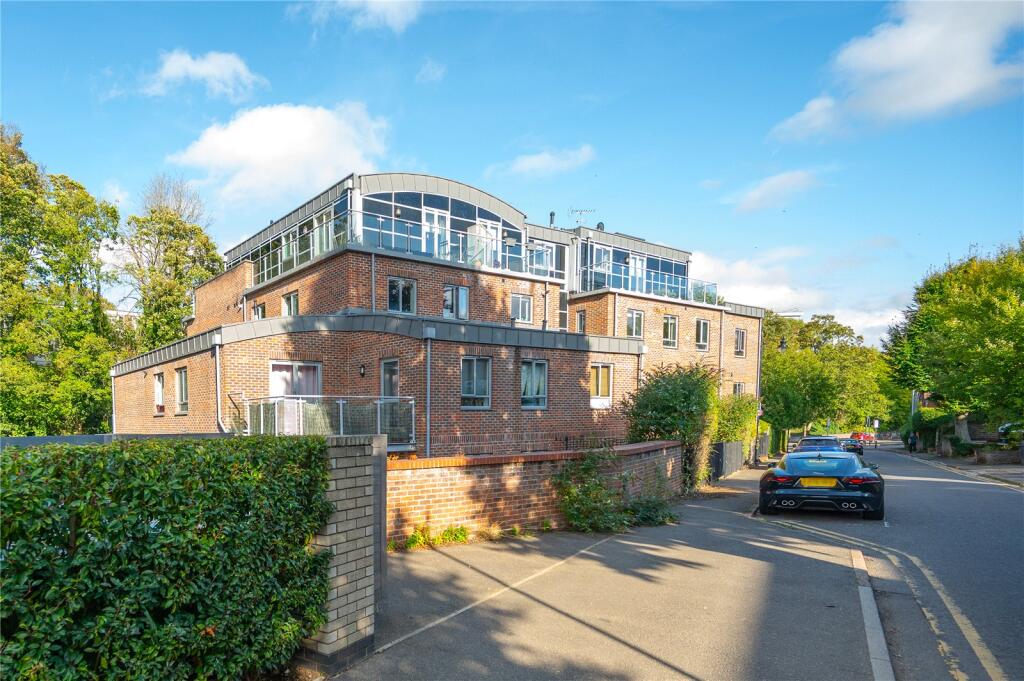 Main image of property: London Road, St. Albans, Hertfordshire