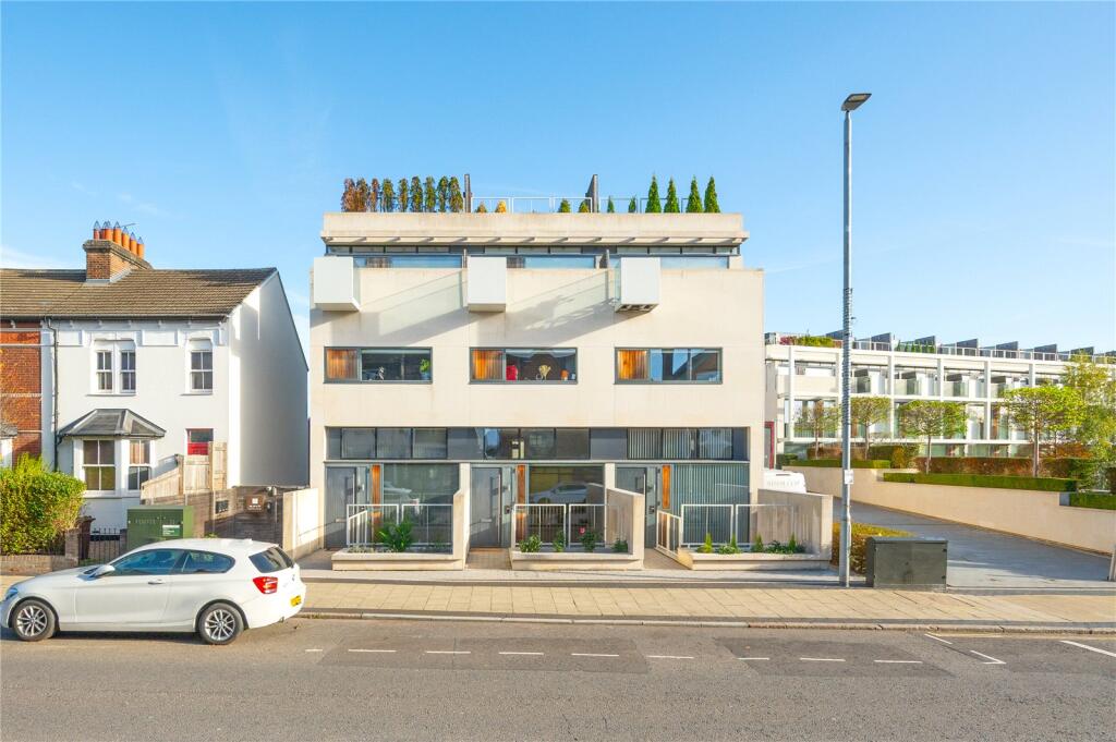 Main image of property: London Road, St. Albans, Hertfordshire