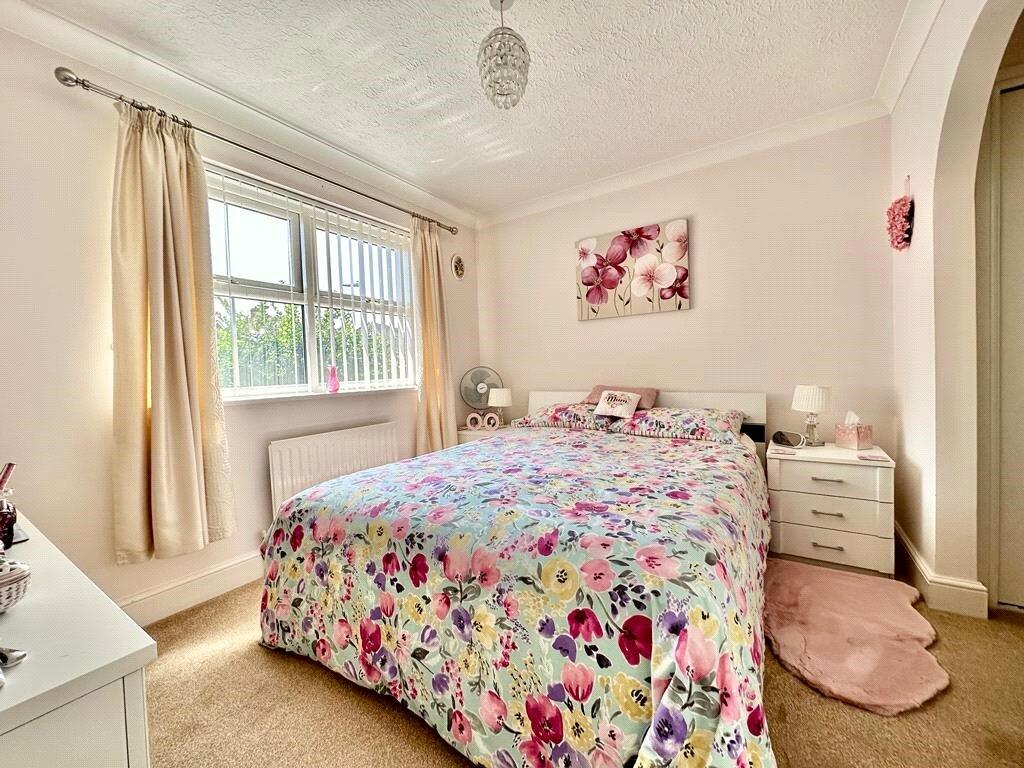 Additional property image - Lowther Close, Eastbourne, East Sussex, BN23