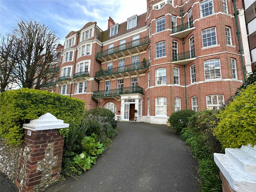 4 bedroom apartment for sale in Hartington Place, Eastbourne, East Sussex, BN21