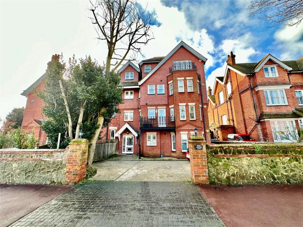 2 bedroom apartment for sale in Carlisle Road, Lower Meads,Eastbourne, BN20
