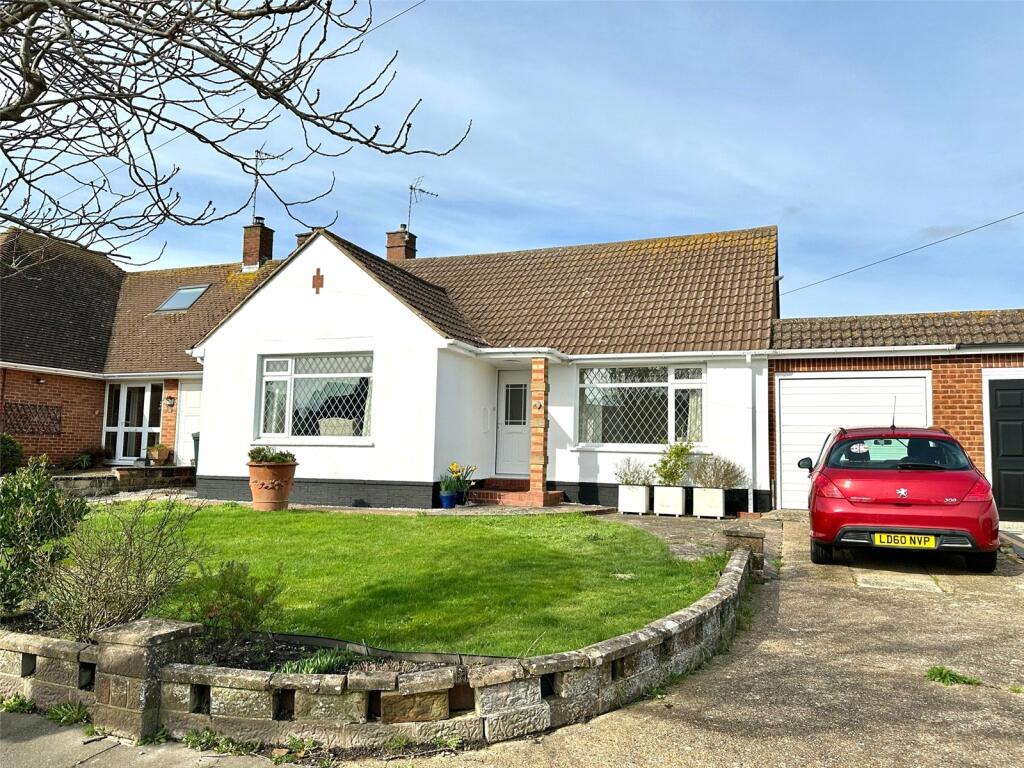 2 bedroom bungalow for sale in Friston Avenue, Eastbourne, East Sussex