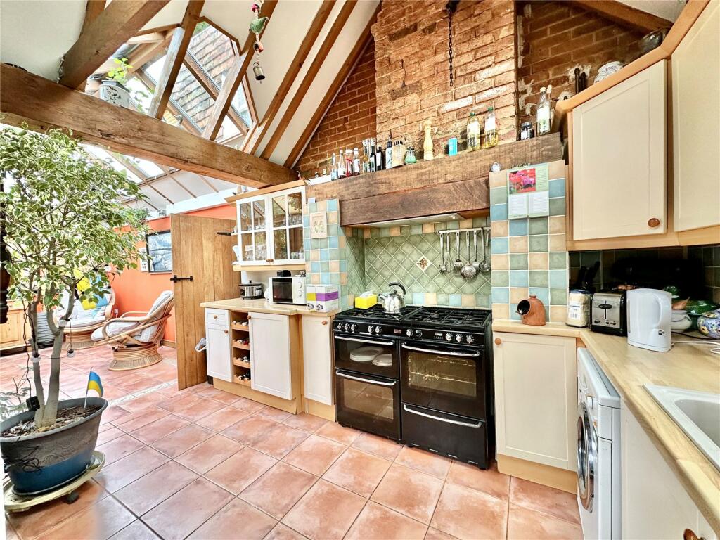 Additional property image - South Road, Hailsham, East Sussex, BN27