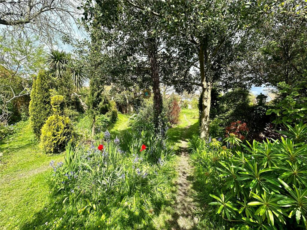 Additional property image - South Road, Hailsham, East Sussex, BN27