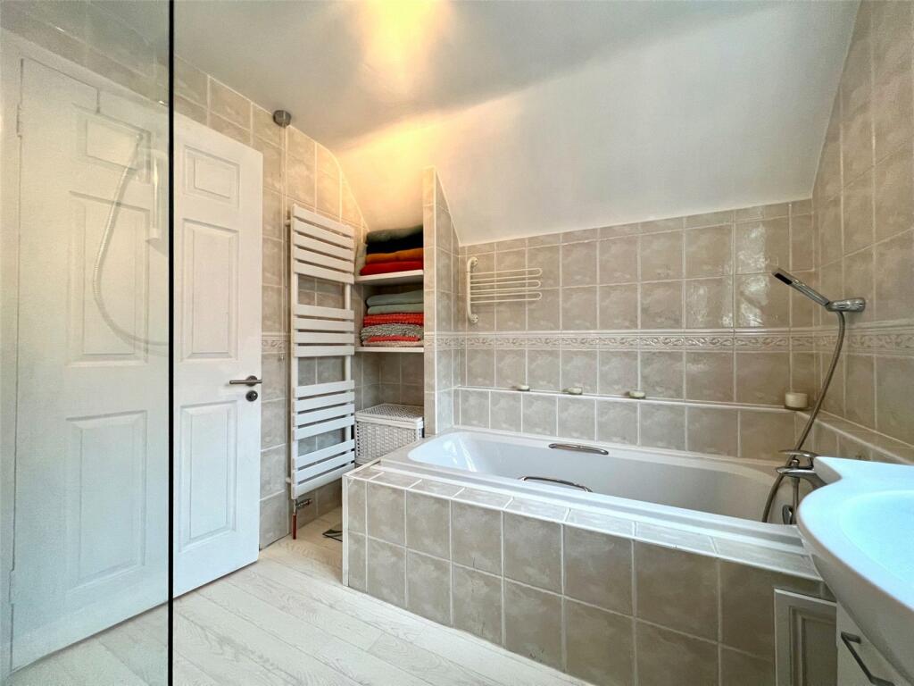 Additional property image - Parkway, Ratton Eastbourne, East Sussex, BN20