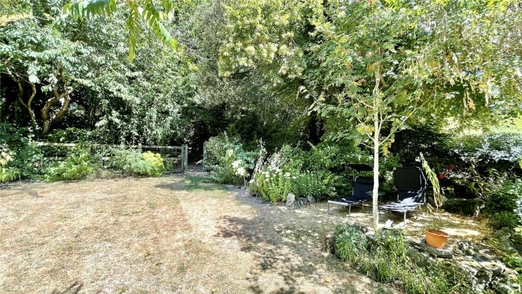 Additional property image - Parkway, Ratton Eastbourne, East Sussex, BN20