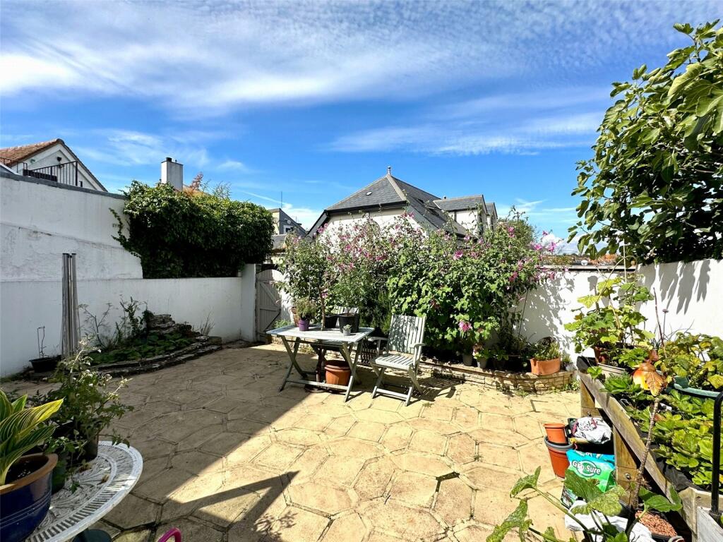 Additional property image - Cliff Road, Meads, Eastbourne, BN20