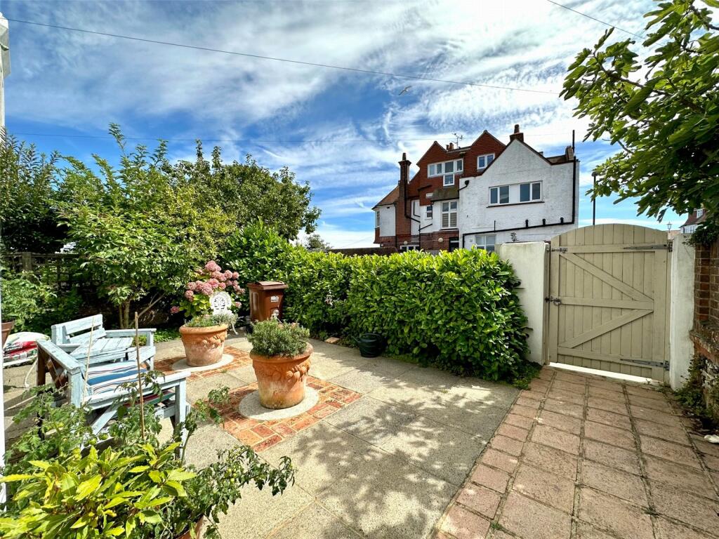 Additional property image - Cliff Road, Meads, Eastbourne, BN20