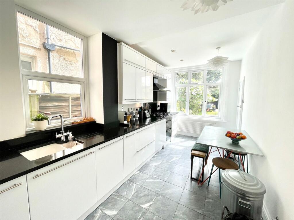 Additional property image - St Philips Avenue, Roselands, Eastbourne, BN22