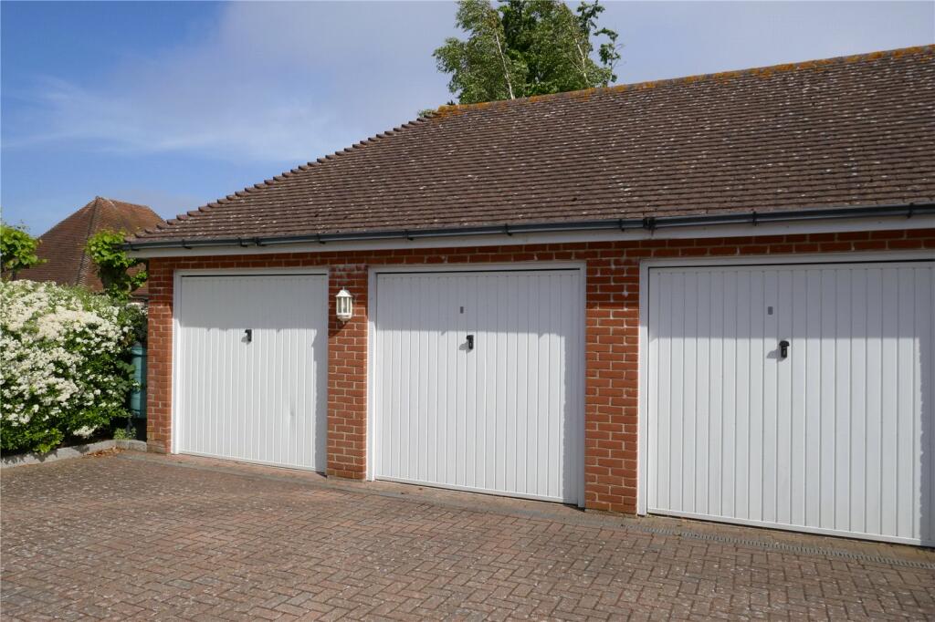 Additional property image - St. Annes Road, Eastbourne, East Sussex, BN21