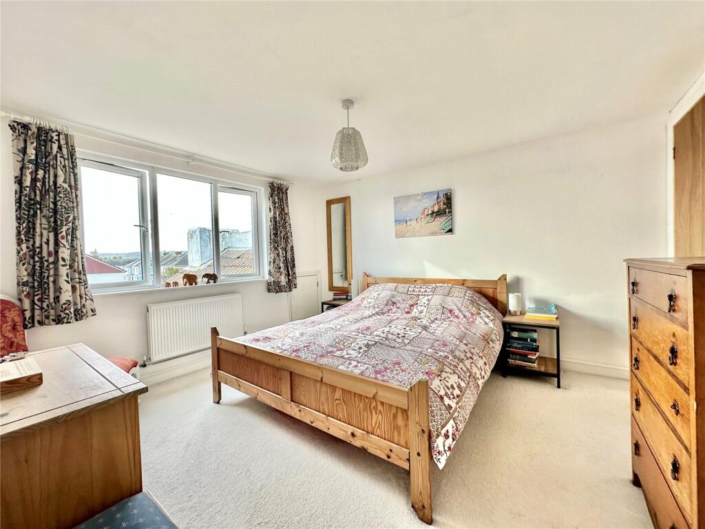 Additional property image - Beach Road, Eastbourne, East Sussex, BN22