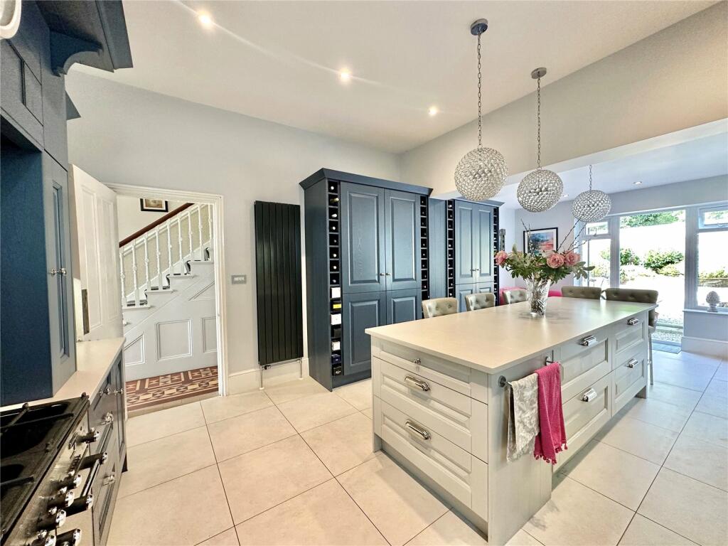 Additional property image - De Roos Road, Eastbourne, East Sussex, BN21