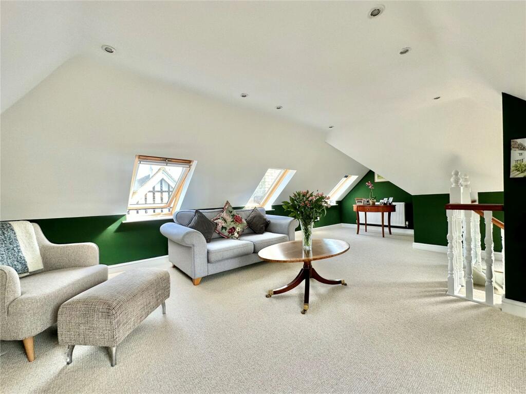 Additional property image - De Roos Road, Eastbourne, East Sussex, BN21