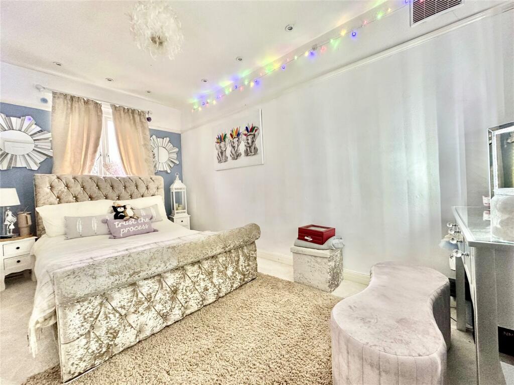 Additional property image - Baldwin Avenue, Old Town, Eastbourne, East Sussex, BN21