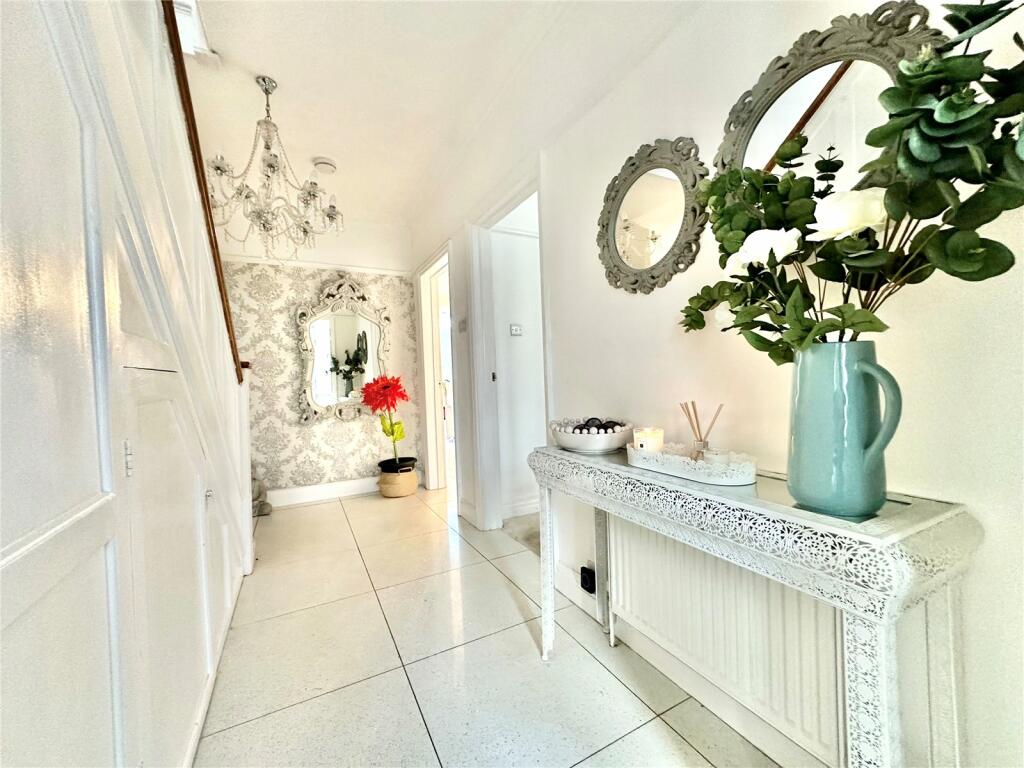 Additional property image - Baldwin Avenue, Old Town, Eastbourne, East Sussex, BN21