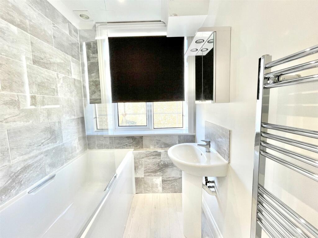 Additional property image - South Cliff, Eastbourne, East Sussex, BN20