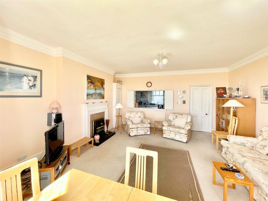 Additional property image - Chatsworth Gardens, Meads, Eastbourne, East Sussex, BN20