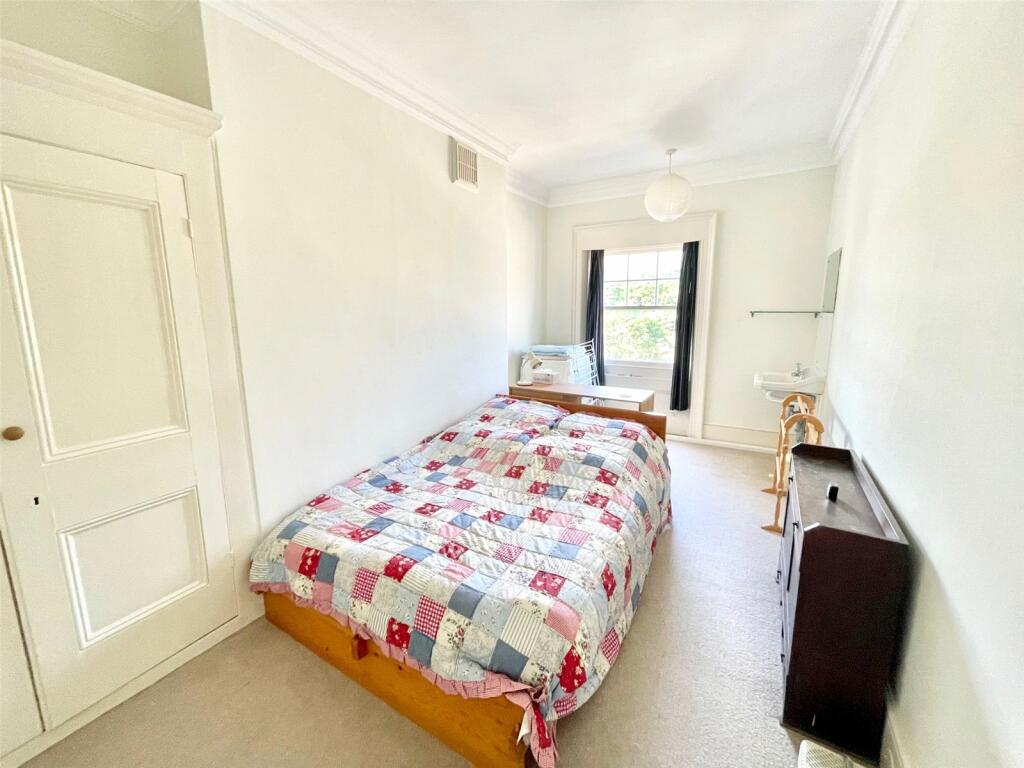 Additional property image - Chatsworth Gardens, Meads, Eastbourne, East Sussex, BN20
