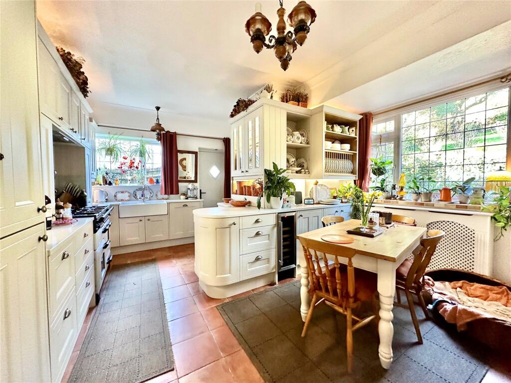 Additional property image - Pashley Road, Eastbourne, East Sussex, BN20
