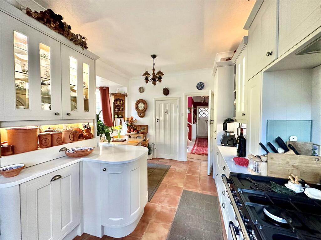 Additional property image - Pashley Road, Eastbourne, East Sussex, BN20
