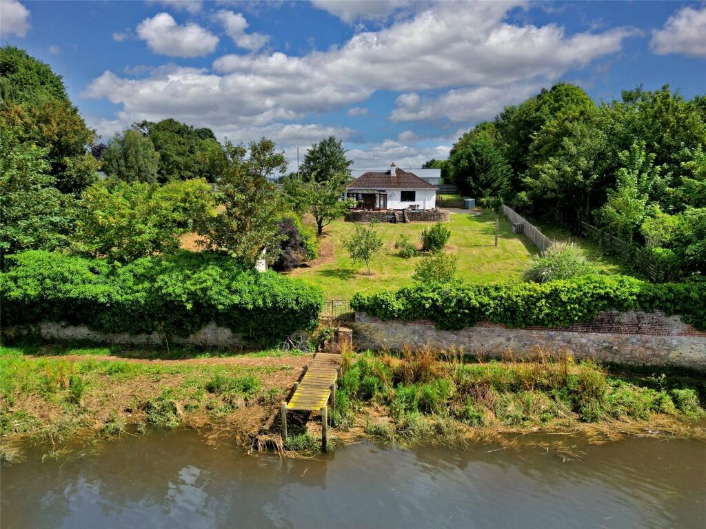 3 bedroom bungalow for sale in Topsham, Devon, EX3
