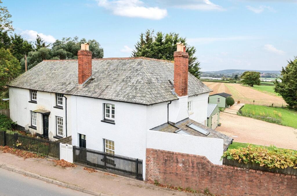 Main image of property: Lympstone, Exmouth