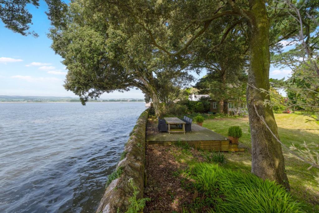 5 bedroom semidetached house for sale in Topsham, Exeter, Devon, EX3