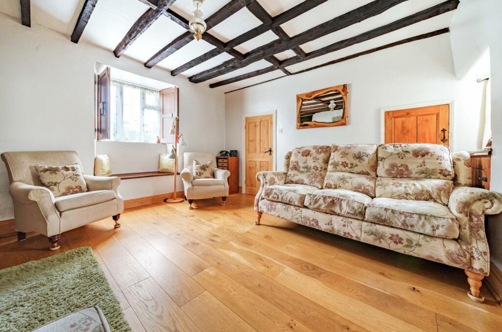 3 bedroom end of terrace house for sale in Kenn, Devon, EX6