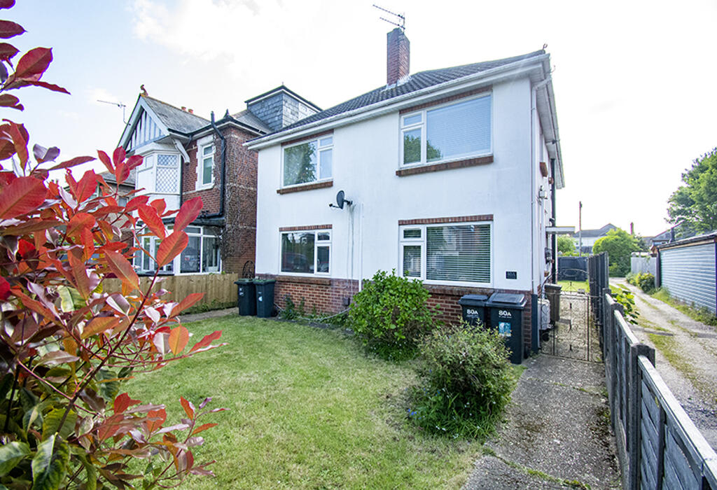 2 bedroom flat for sale in 2 Double Bedroom Ground Floor Flat