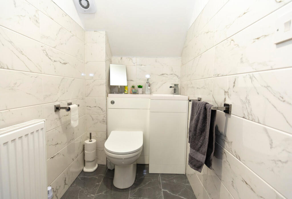 Additional property image - Beswick Gardens, Bournemouth, Dorset