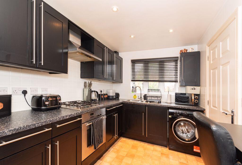 Additional property image - MODERN HOUSE Cracklewood Close, Ferndown